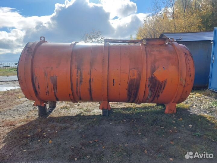 Продам бочку 10 кубов