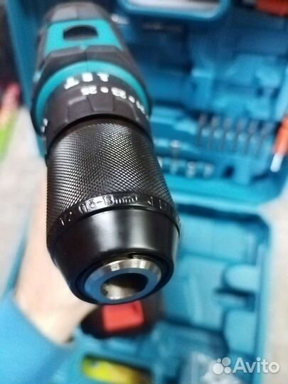 Шуруповерт с железным патроном Makita 42v