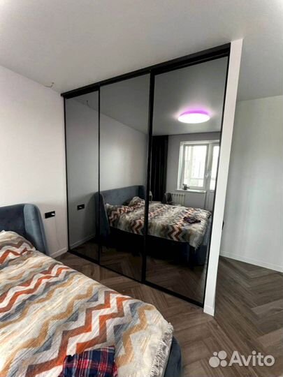 Стеклянная перегородка