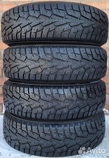 Bridgestone Blizzak Spike-01 205/70 R15