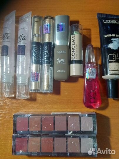Набор новой косметики