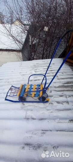 Детские санки на колесах
