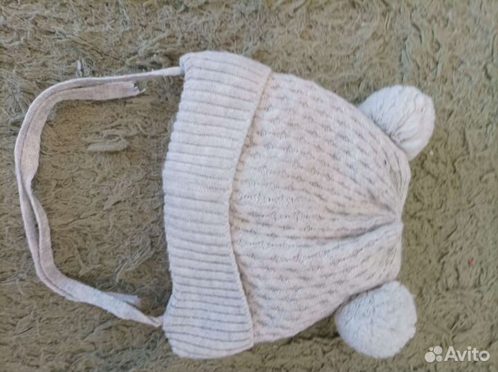 Зимняя шапка для новорожденного