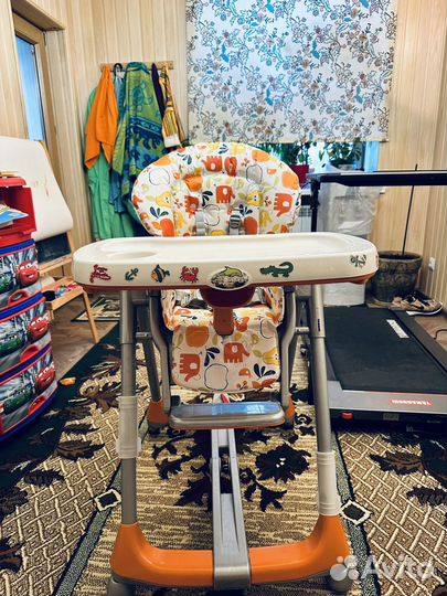 Стул для кормления