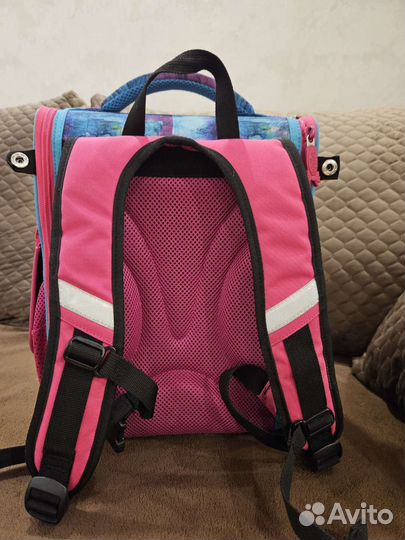 Школьный рюкзак