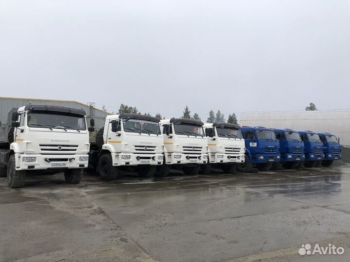 Требуется водитель категории Е (полуприцеп )