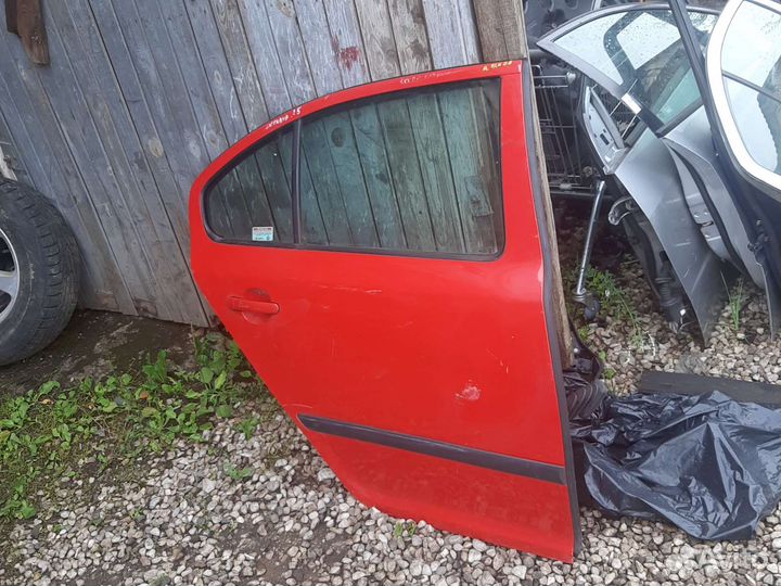 Дверь задняя правая Шкода Октавия А5 A5