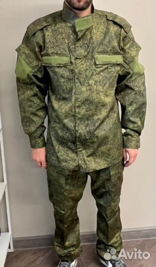 Комплект военной одежды