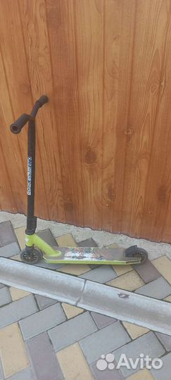 Трюковой самокат