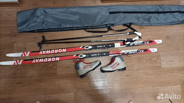 Детские беговые лыжи