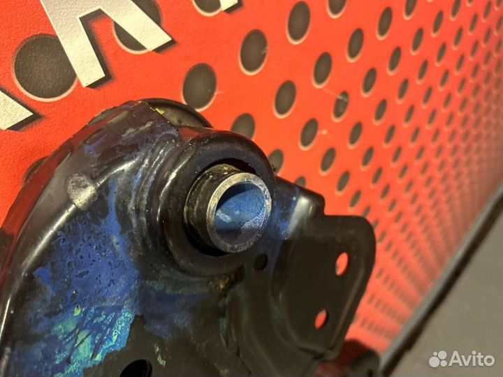 Балка подвески передняя (подрамник) Lexus Es