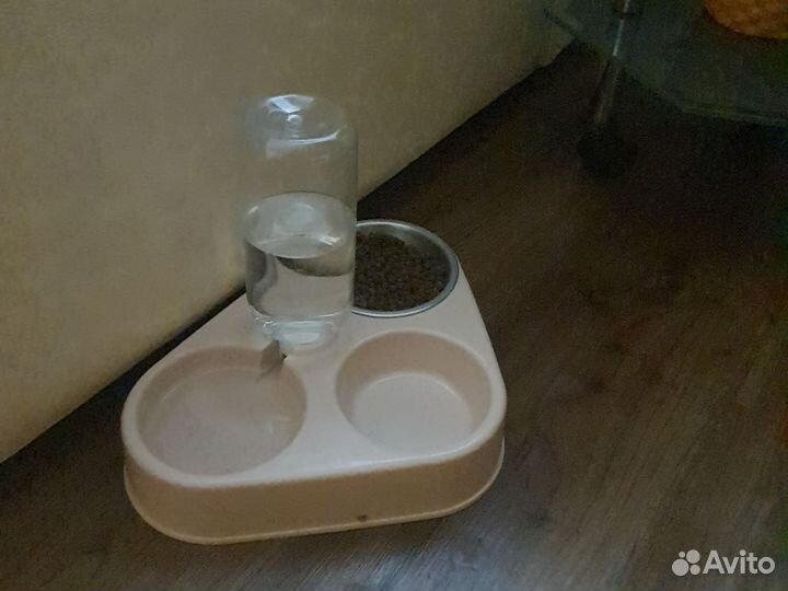 Миска для кошек