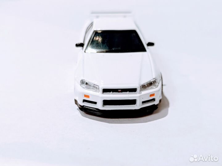 Модель Nissan skyline GT-R 1999 Mini GT