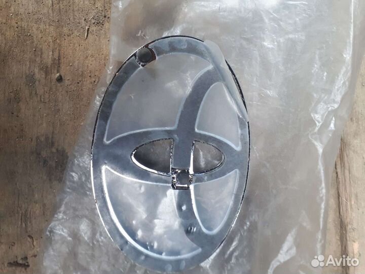 Эмблема задней двери Harrier MCU10 тойота метал