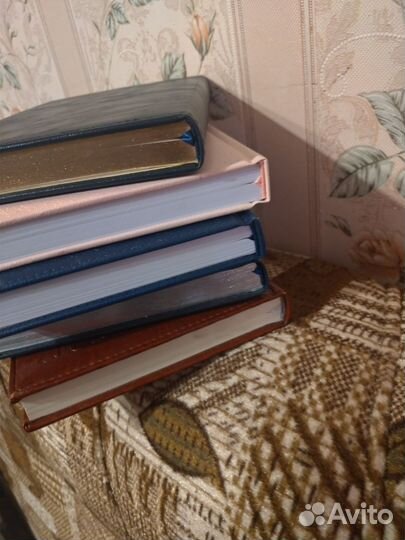 Ежедневник А5, твёрдый переплёт с закладкой лентой