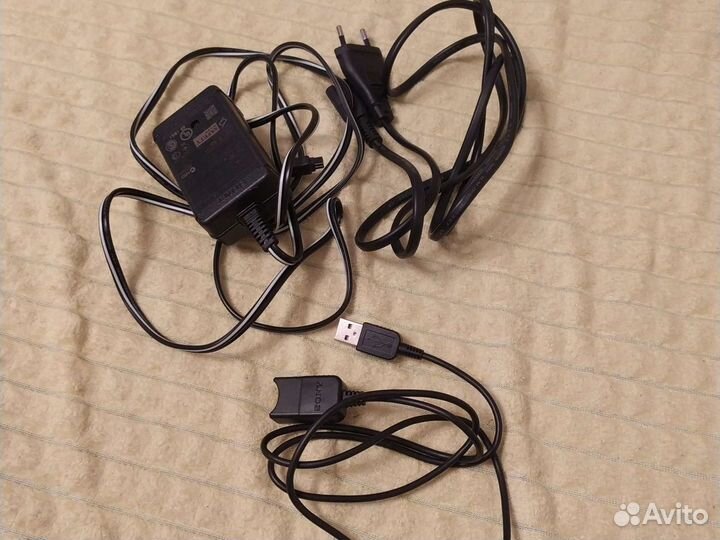 Зарядное устройство и переходник