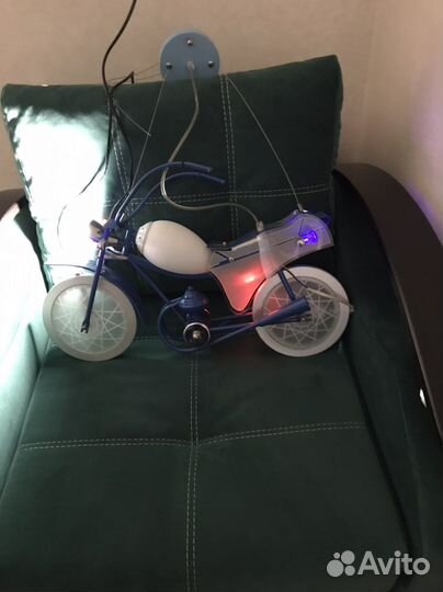 Люстра потолочная в детскую мотоцикл