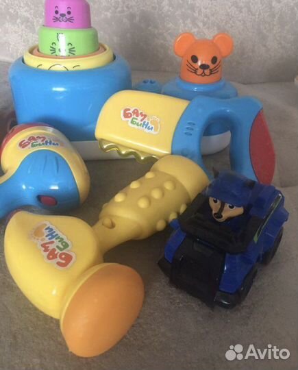Инструменты музыкальные и машинки из мультиков