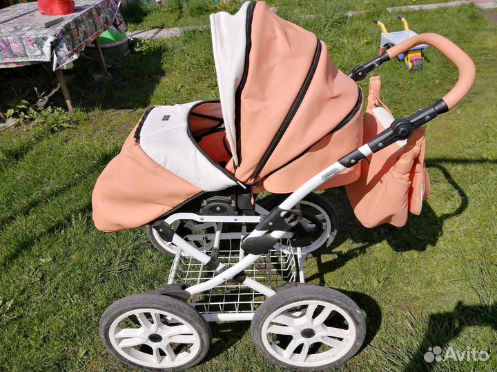 Детская коляска три в одном vikalex