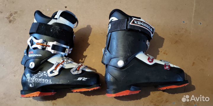 Горнолыжные ботинки Tecnica Magnum 80, р-р 40,5-41