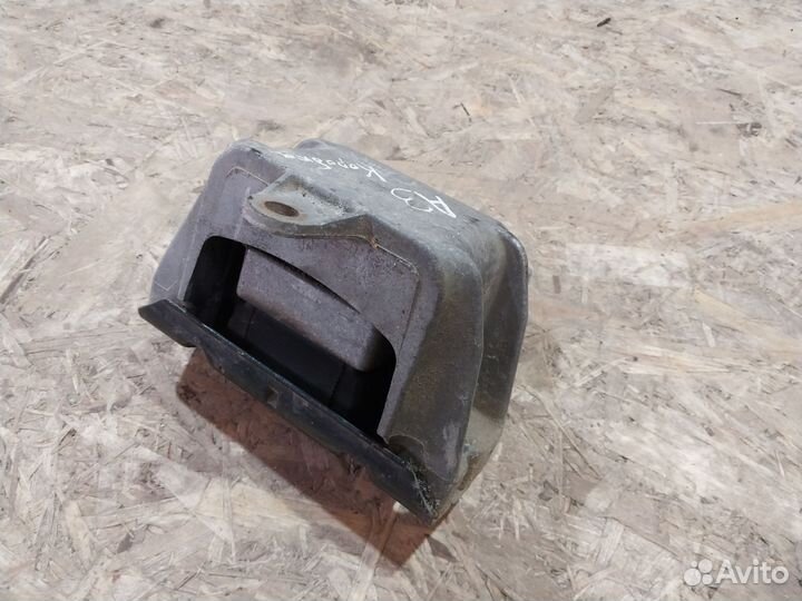 Опора МКПП Volkswagen Golf 4 Volkswagen Bora