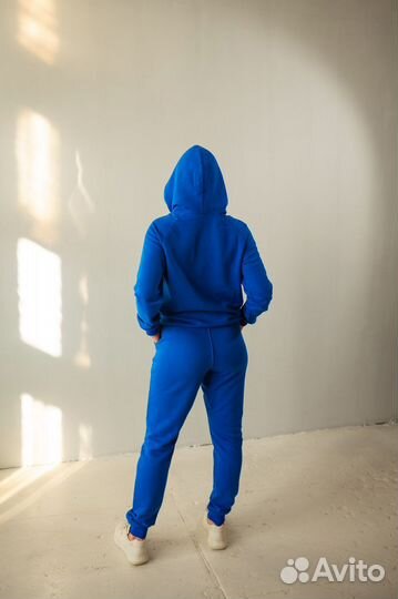 Костюм повседневный спортивный