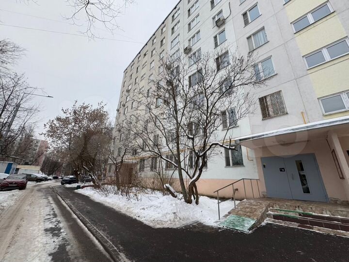 Квартира-студия, 14,6 м², 1/9 эт.