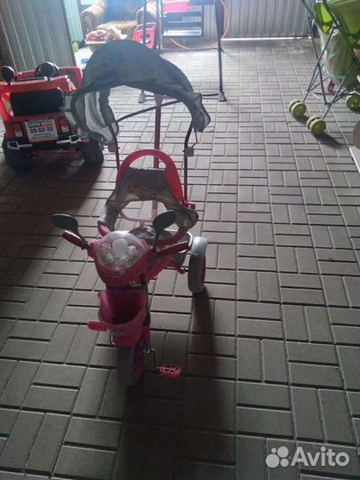 Детский велосипед с родительской ручкой