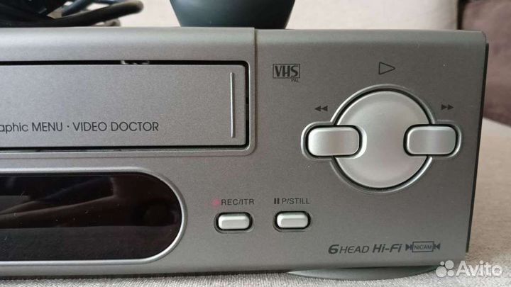 Видеомагнитофон LG LV 971