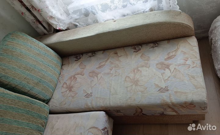 Угловой диван бу