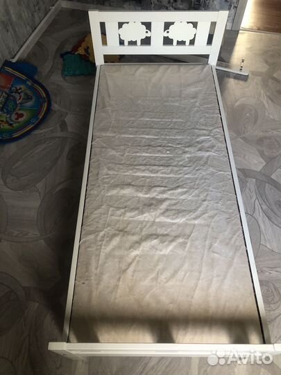 Детская кровать IKEA с матрасом