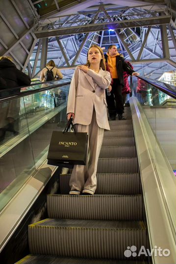 Костюм классический 42