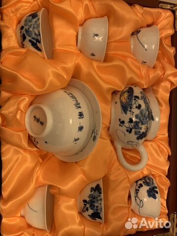 Фарфоровый сервиз