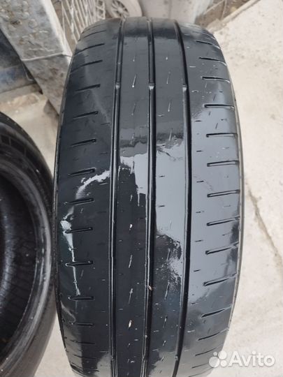 Pirelli Carrier 215/65 R16C 107