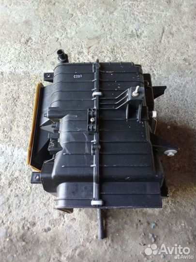 Корпус моторчика печки Hyundai Sonata 4 2001-2012