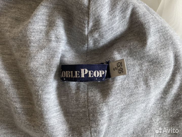 Шапка на завязках демисезонная для мальчика