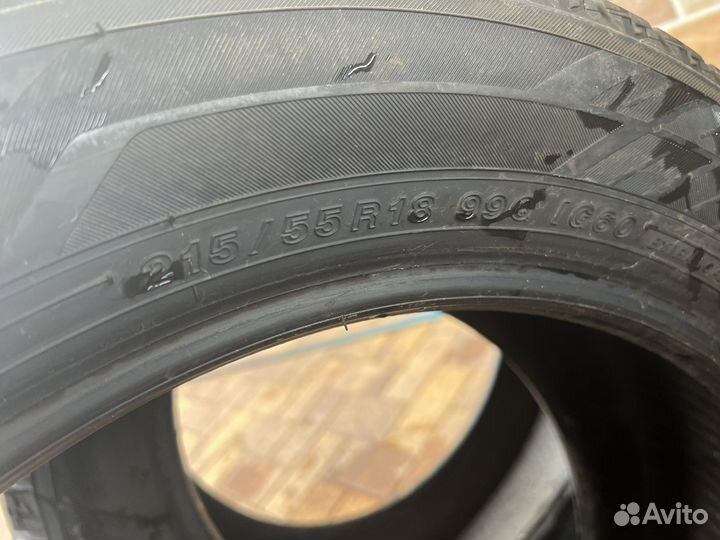 Yokohama Ice Guard IG60 215/55 R18 99
