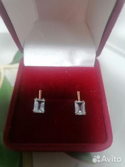 Золотые серьги