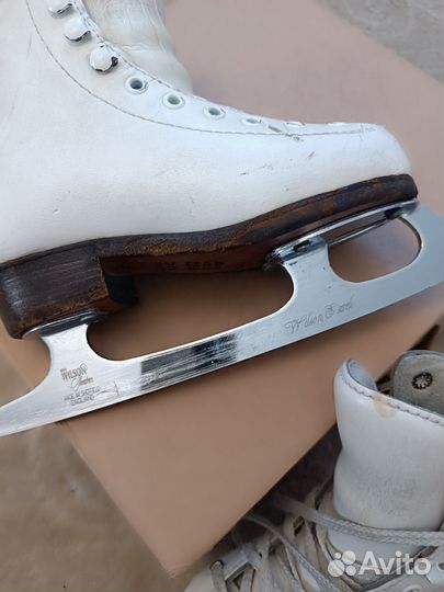 Продам фигурные коньки Wifa