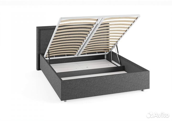 Кровать двуспальная с мягким изголовьем