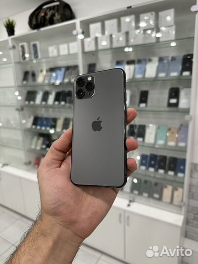 iPhone 11 Pro, 256 ГБ