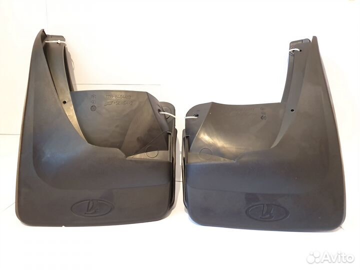 Брызговики Нива комплект