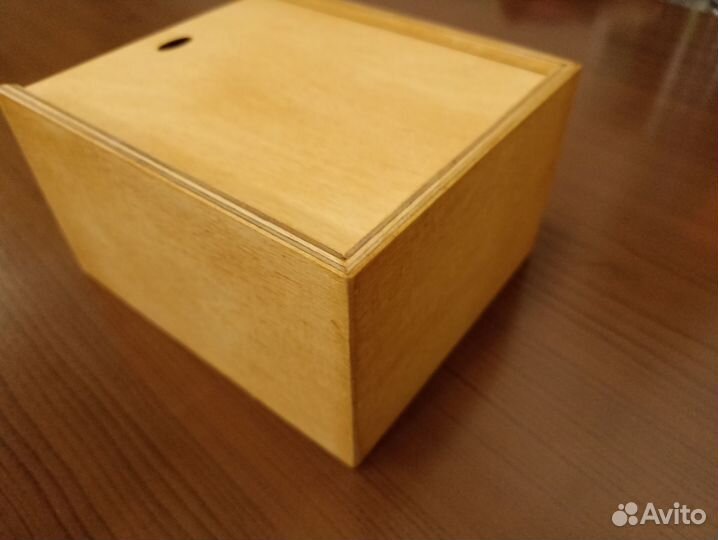 Коробка подарочная из дерева