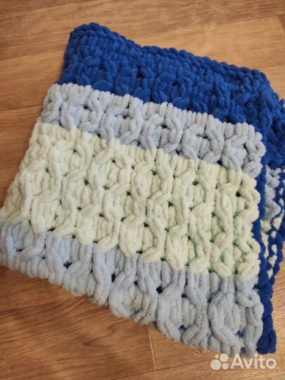 Плед ручной вязки