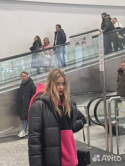 Бармен, помощник руководителя, администратор