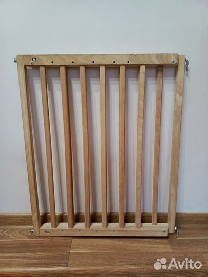 Барьер калитка для защиты детей