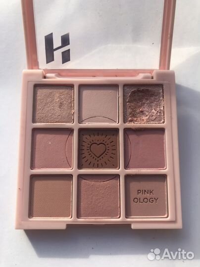 Holika тени розовая палетка