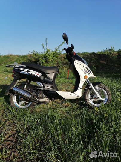 Продаю скутер