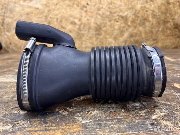 Патрубок воздушного фильтра Jaguar XF 5.0 09-15