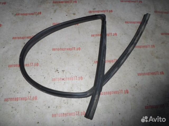 Уплотнитель двери передней правой (внутри двери )